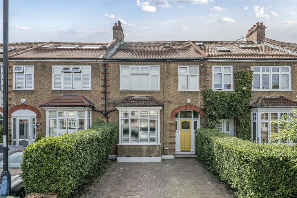 Property photo 2 of 28 Picture No. 03