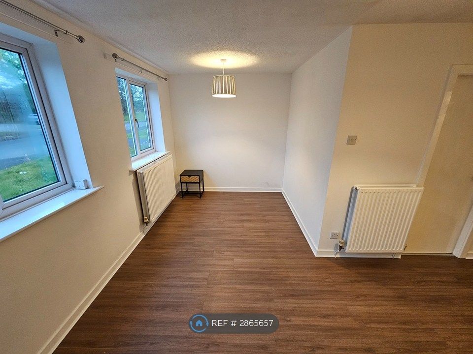 Property photo 3 of 18 Main Living Space (Living Room/Diner/Bedroom)