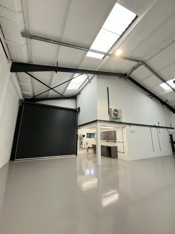 Property photo 3 of 6 Img_0870.Jpg