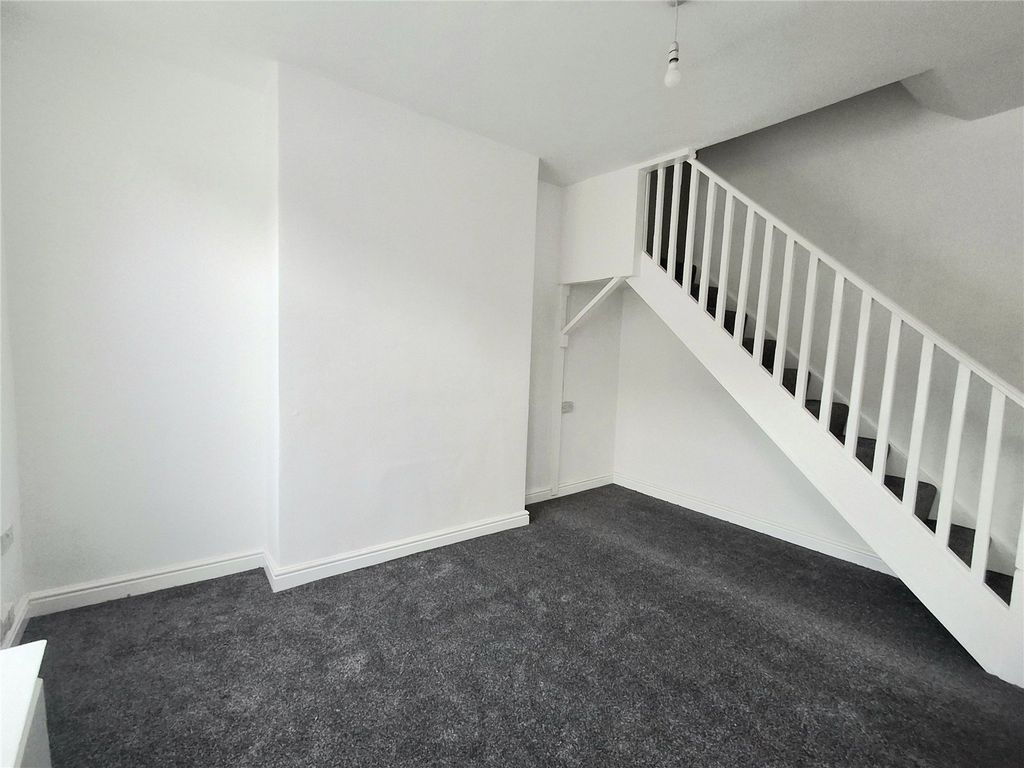 Property photo 2 of 9 Picture No. 07