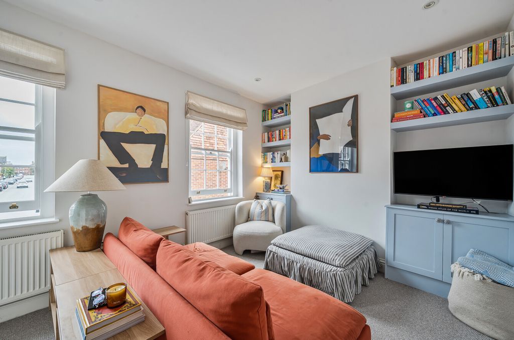 Property photo 2 of 17 1347586-16-68Cbfe...