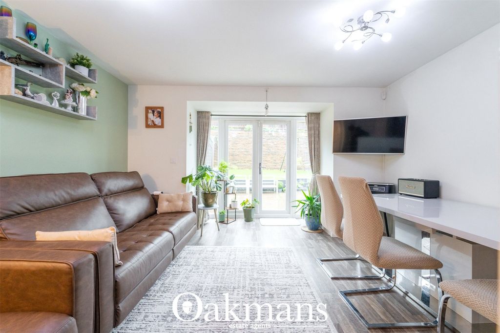 Property photo 3 of 28 Picture No. 08