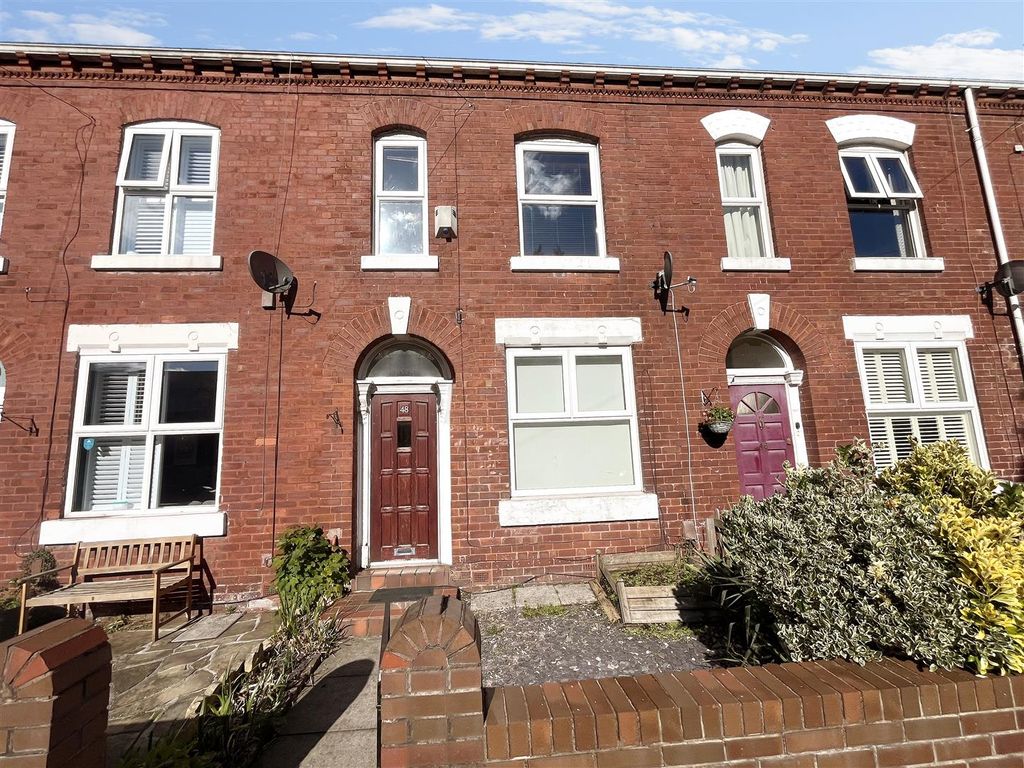 Property photo 1 of 19 Main Photo