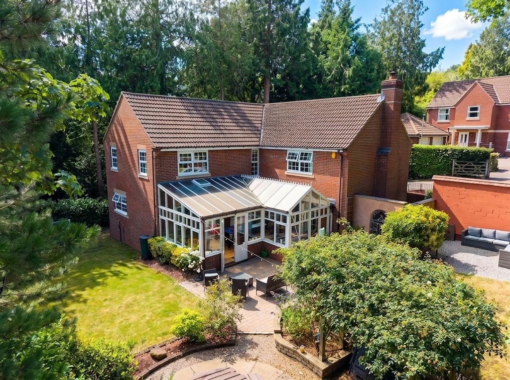 Property photo 1 of 37