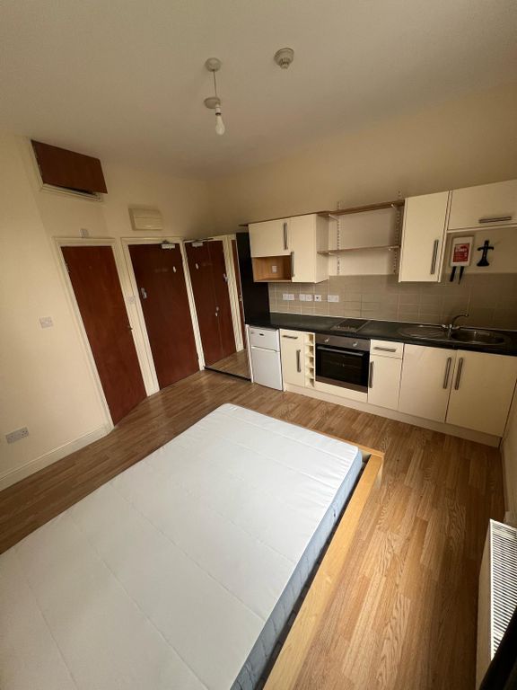 Property photo 3 of 4