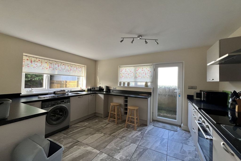 Additional image 9 of 3 bed semi-detached house for saleSt Francis Close, Abergavenny NP7