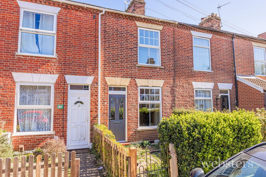 Property photo 1 of 12