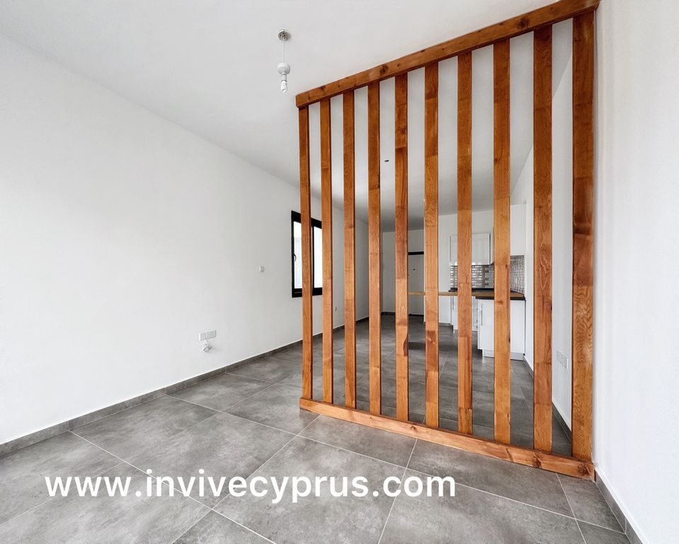 Property photo 3 of 35