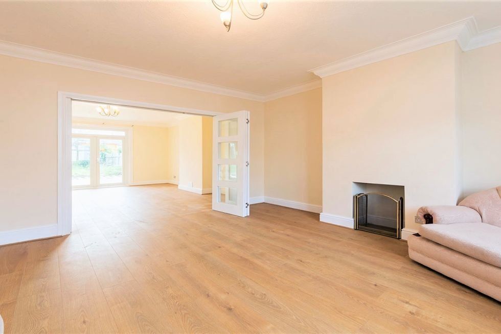 Property photo 3 of 9