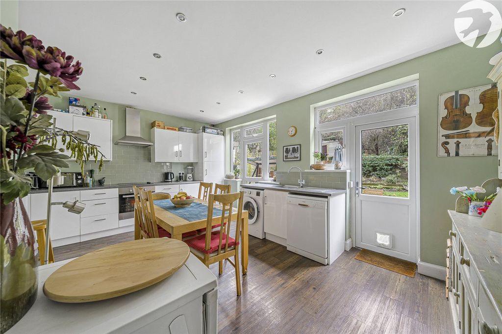 Property photo 2 of 24 Picture 2