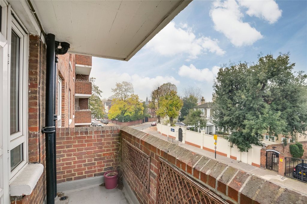 Property photo 3 of 6