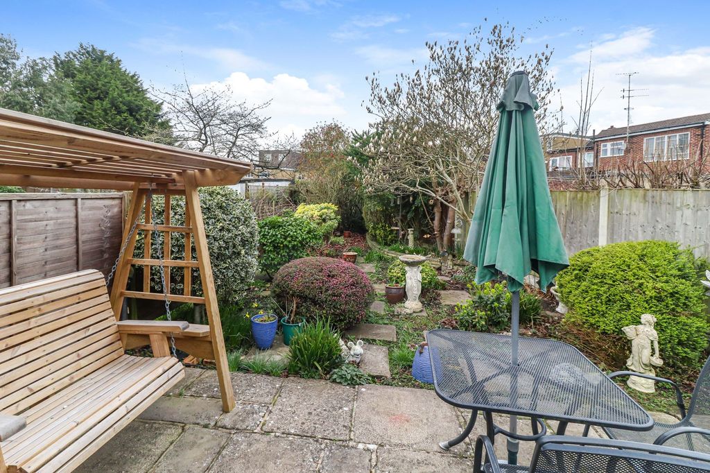 Additional image 20 of 3 bed semi-detached house for saleThe Crescent, Abbots Langley WD5
