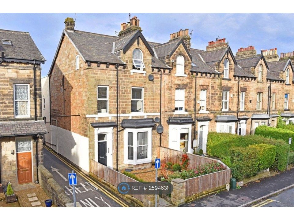Property photo 1 of 7 Building