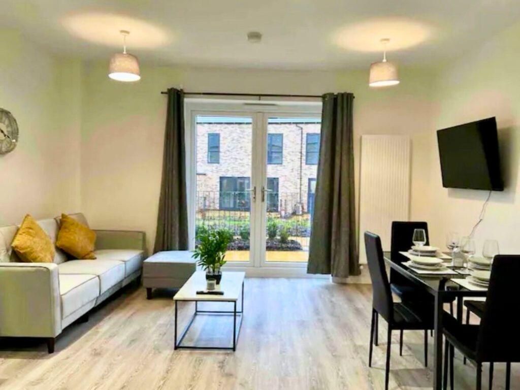 Property photo 2 of 9 Living Room