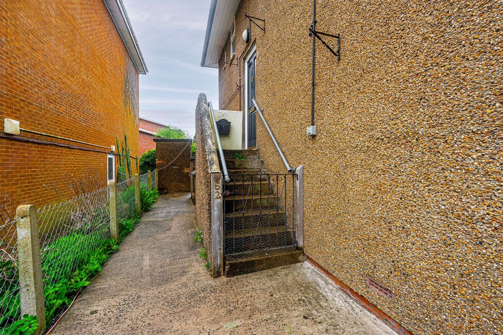 Additional image 26 of 2 bed flat for saleWaunfawr Gardens, Cross Keys NP11