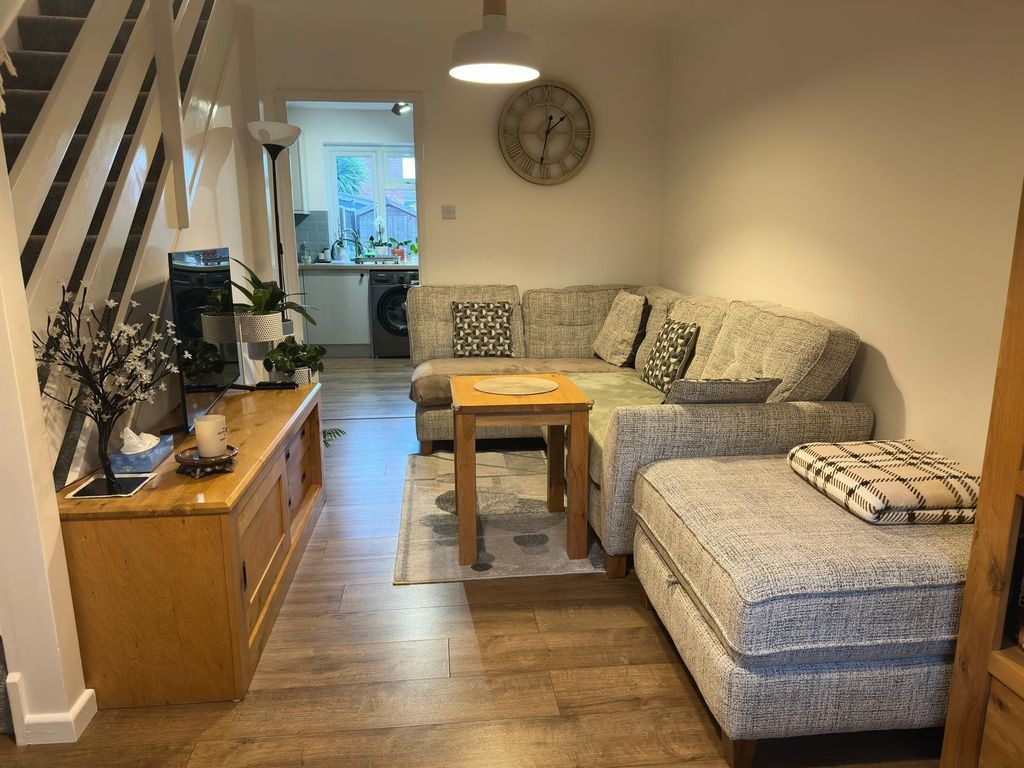 Property photo 3 of 14 Living Room