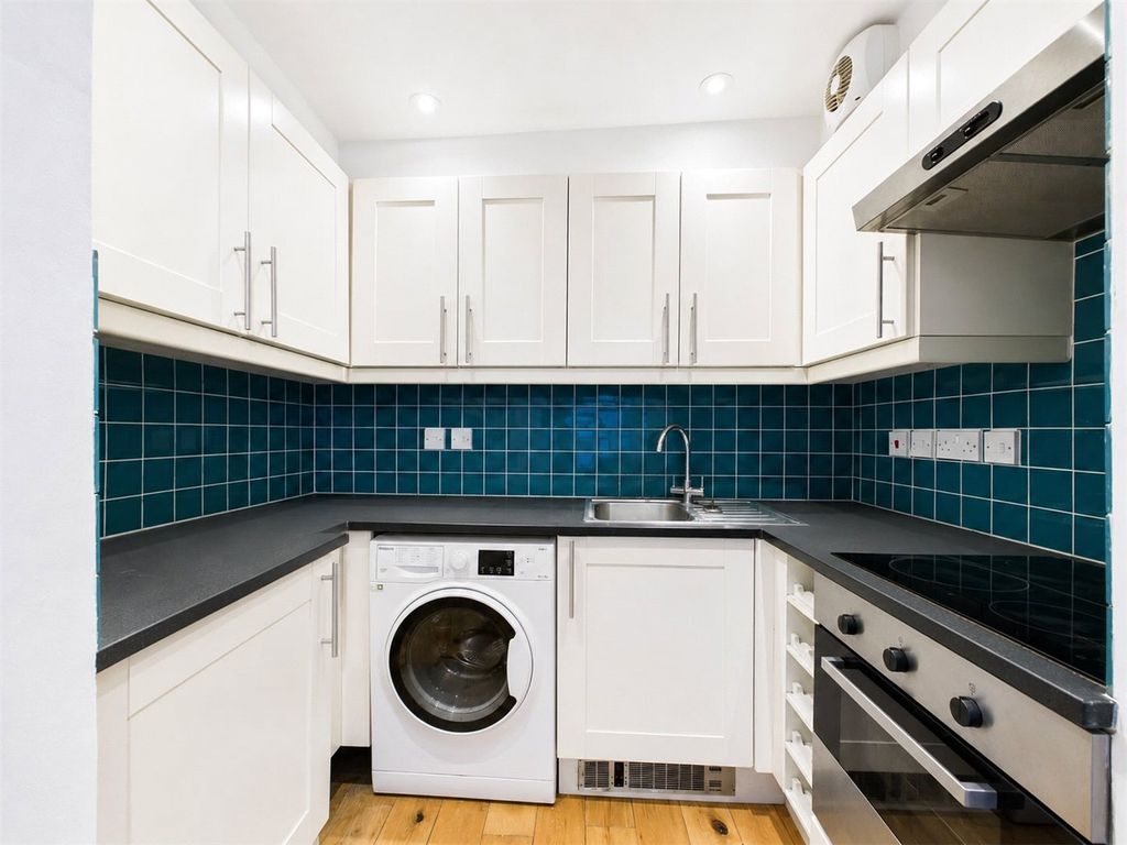 Property photo 2 of 8 Picture No. 08