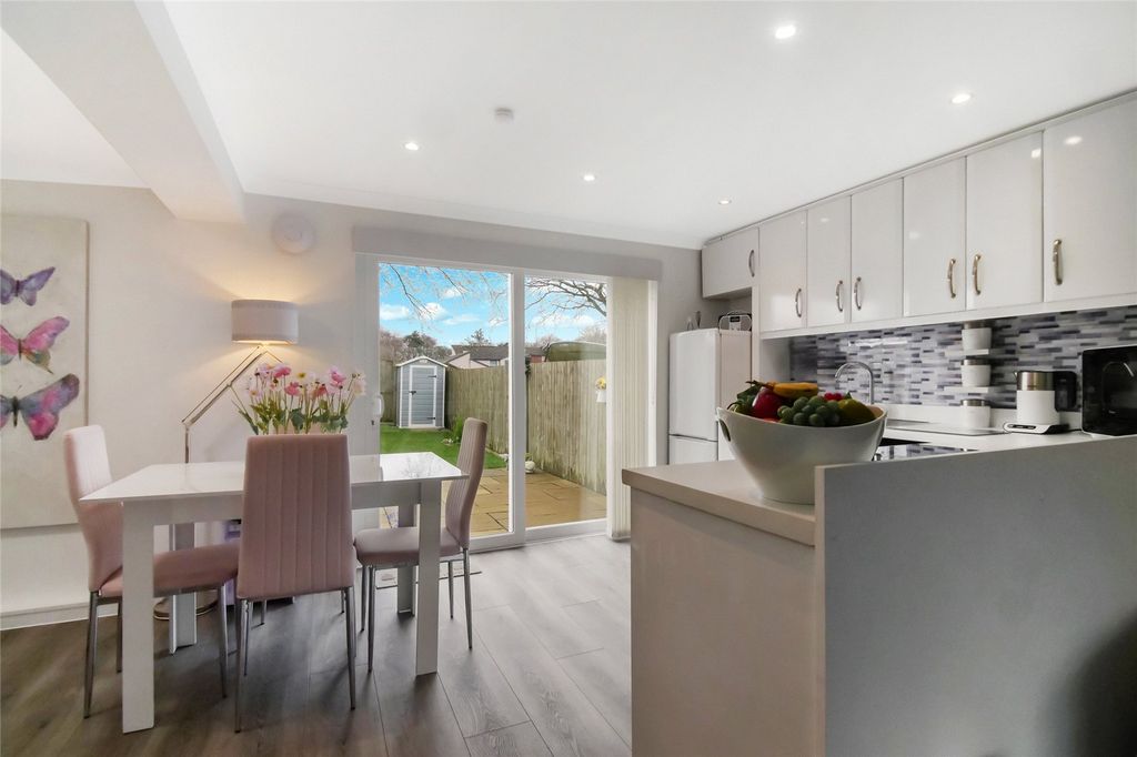 Property photo 3 of 21 Picture No. 14