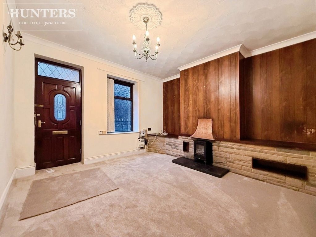 Property photo 3 of 12 Pbox-Img.Jpeg