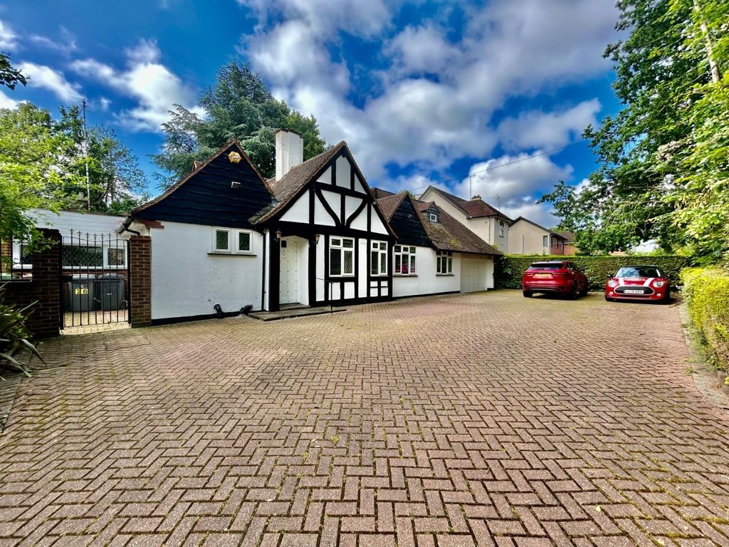 Property photo 1 of 24 3330140