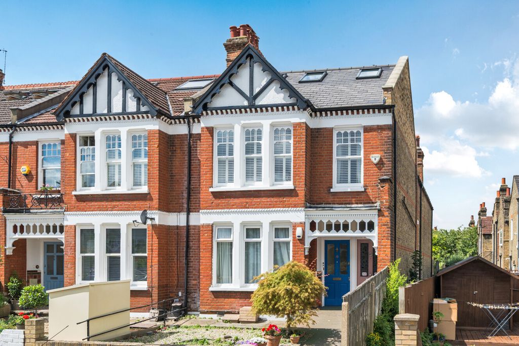 Property photo 2 of 14 1485315-1-6A4515c...