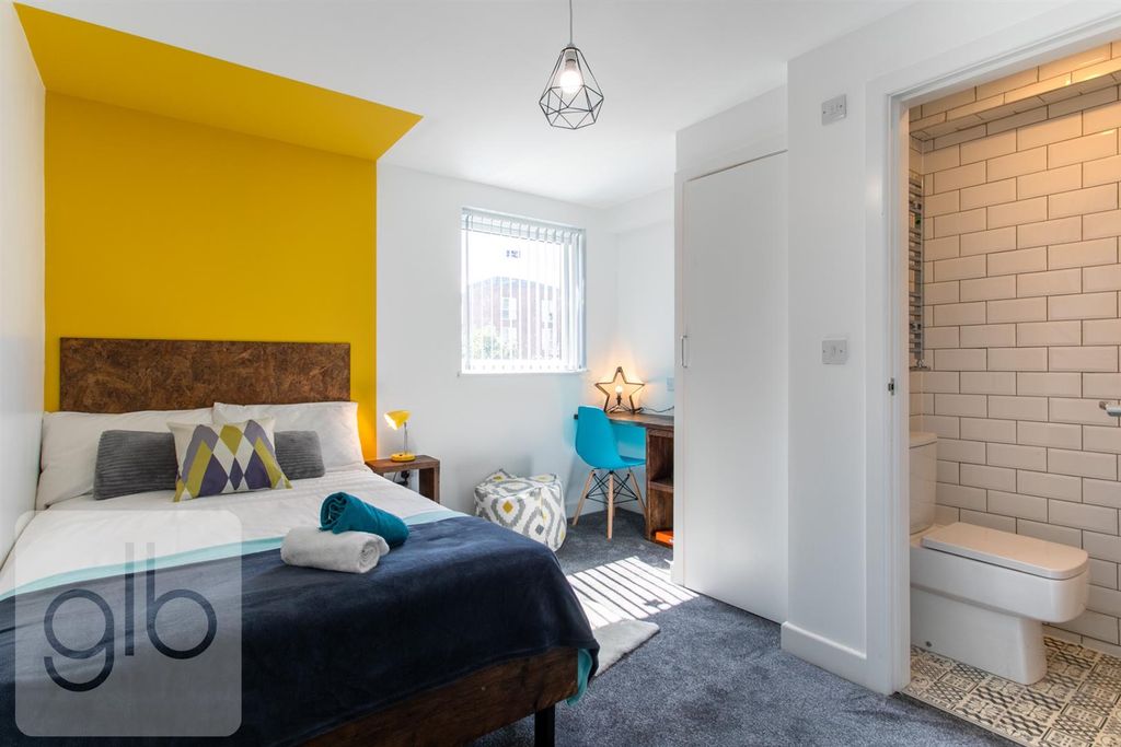 Property photo 1 of 9 Lr-13.Png