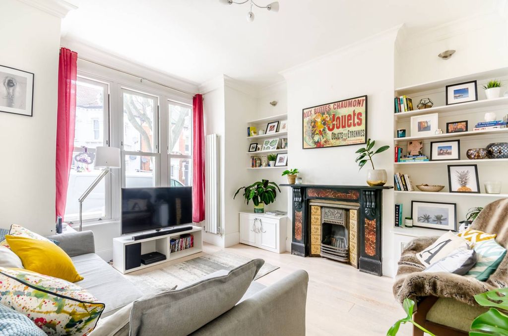 Property photo 1 of 15