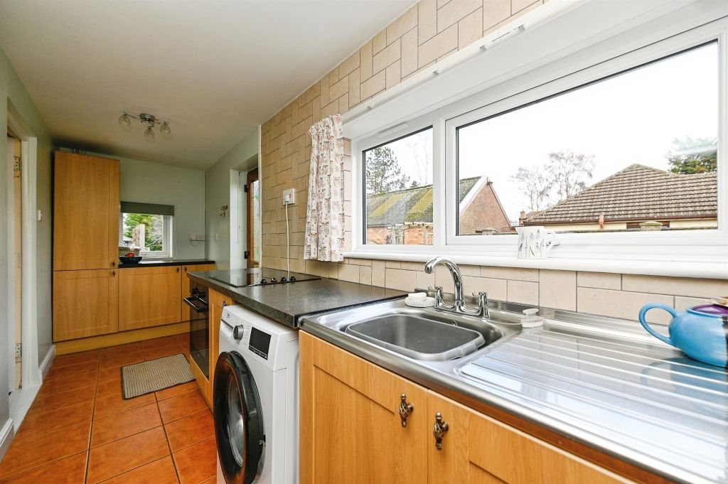 Property photo 2 of 17