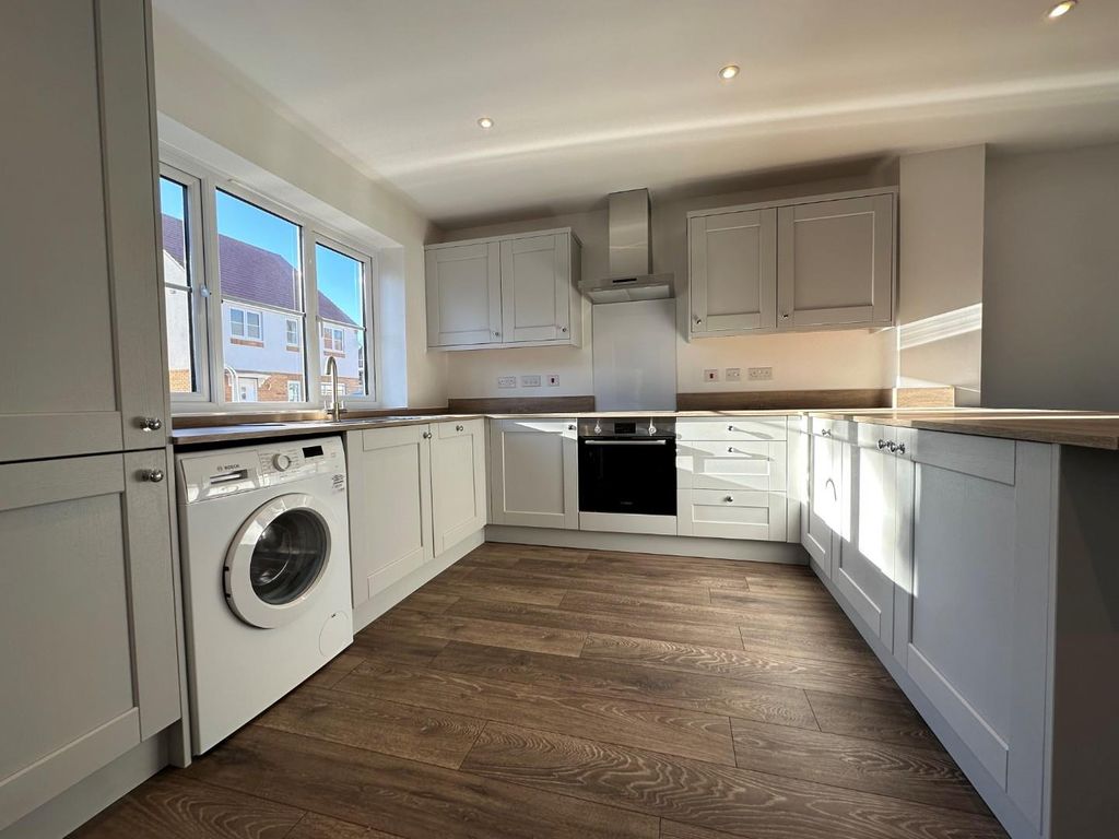 Property photo 3 of 14 10.Jpg