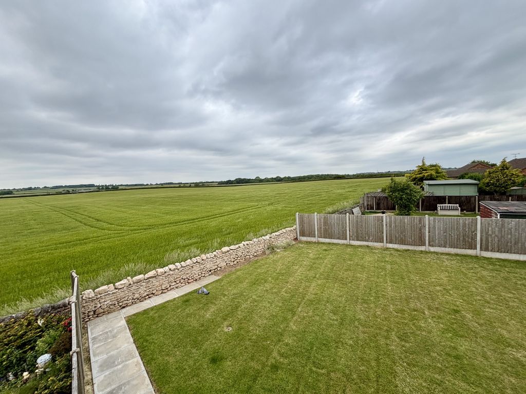 Property photo 2 of 21 Img_4022