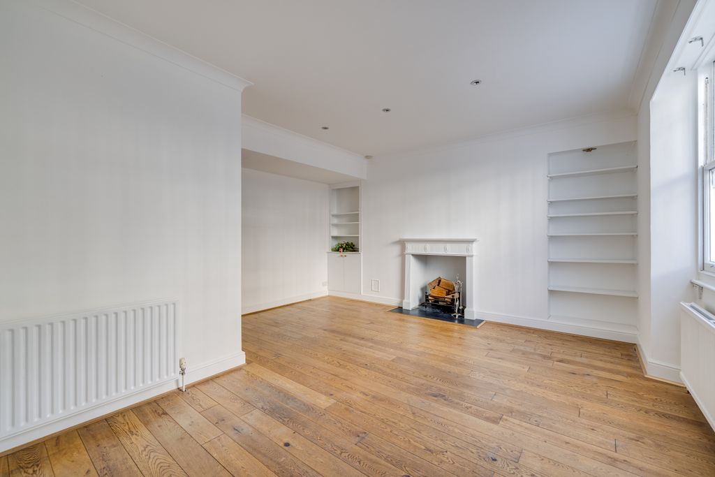 Property photo 3 of 8 Reception Room