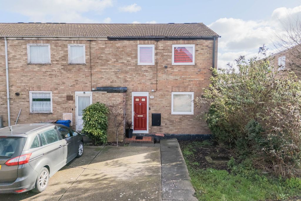 Property photo 1 of 16