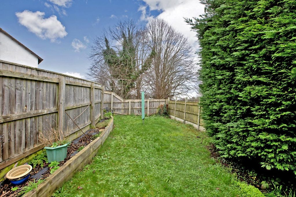 Property photo 3 of 13 Photo 4