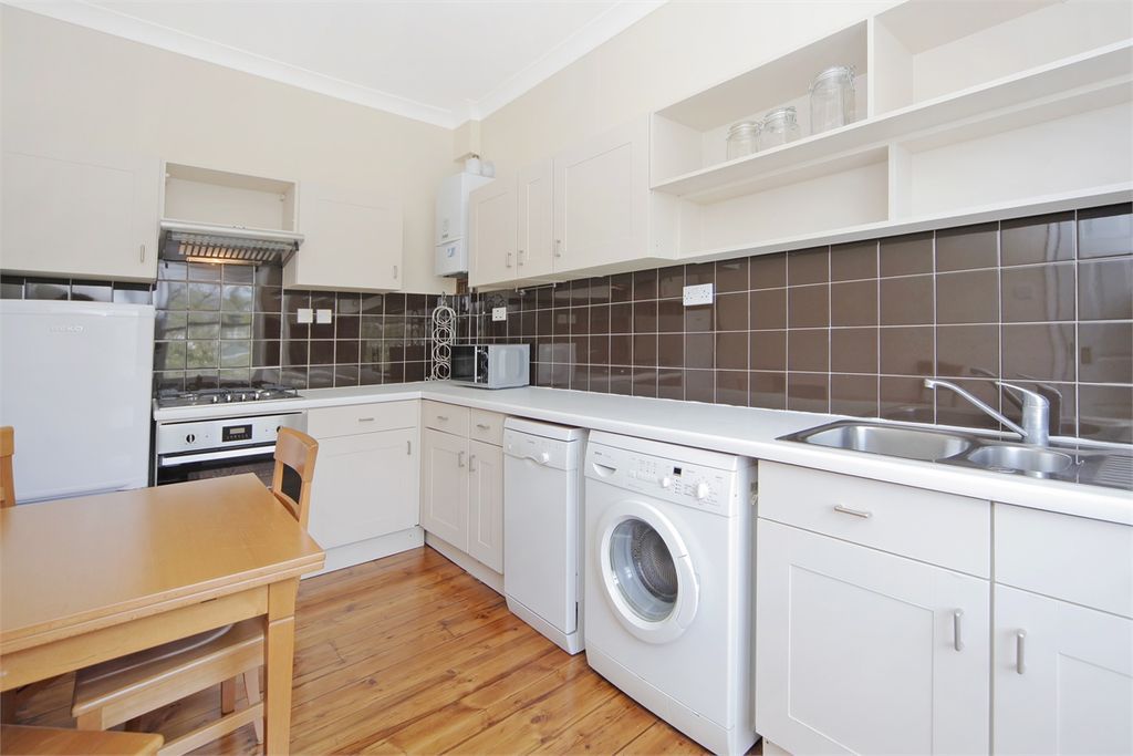 Property photo 1 of 6 Photograph 2