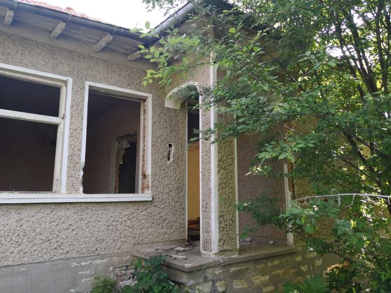 Property photo 1 of 5