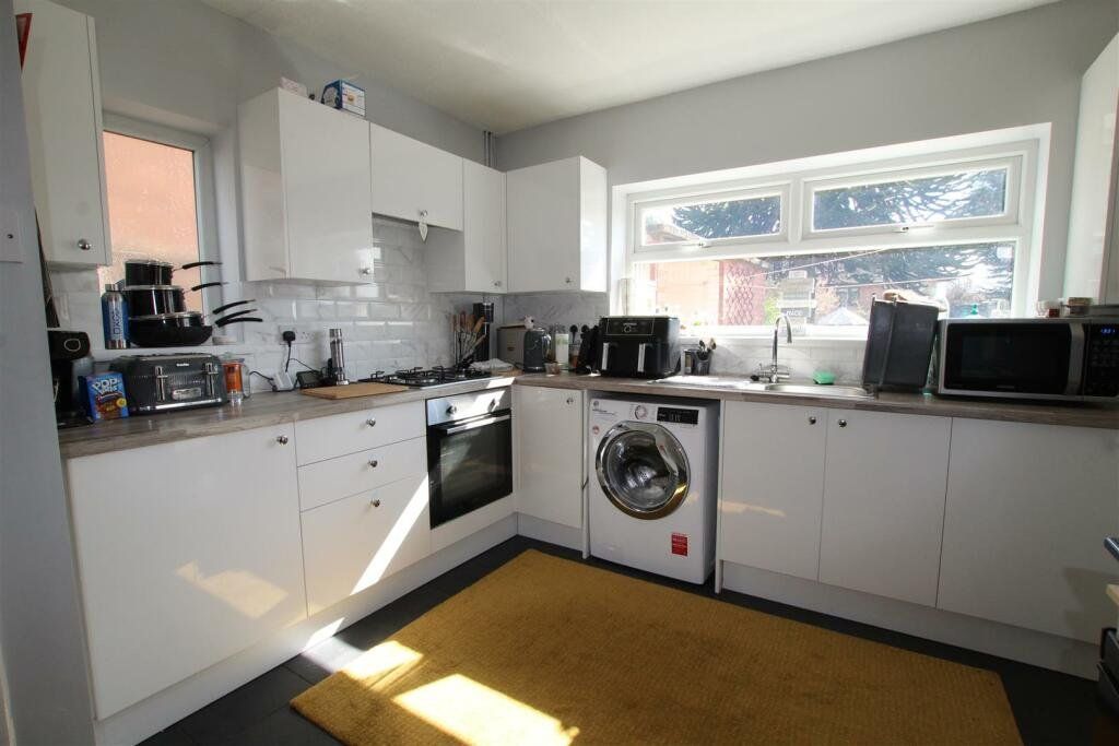 Property photo 2 of 5 Picture No. 05