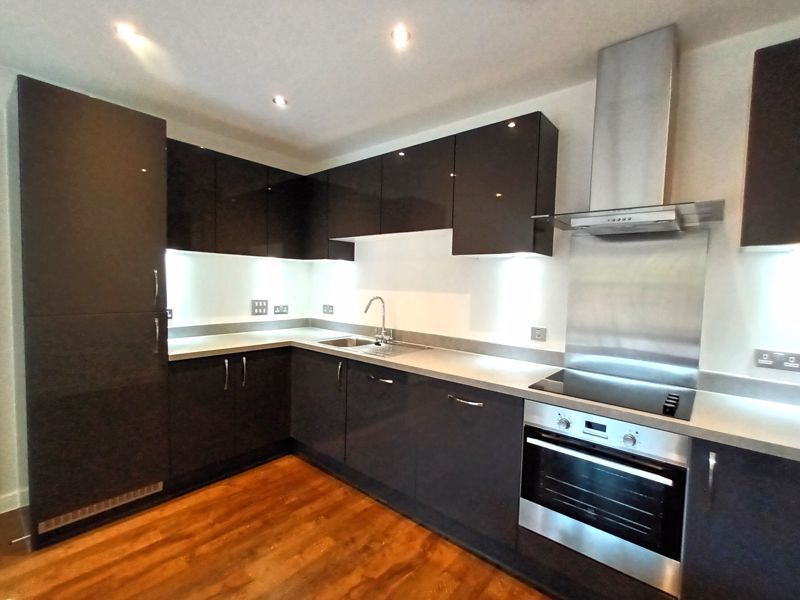 Property photo 2 of 5 Photo 5