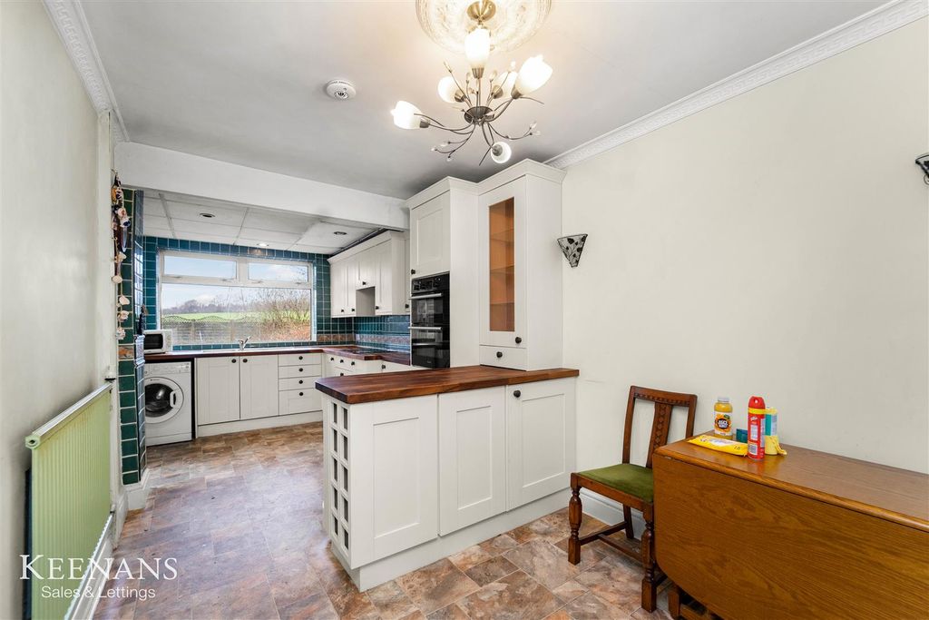 Property photo 3 of 24 3.Jpg