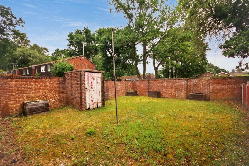 Property photo 3 of 19
