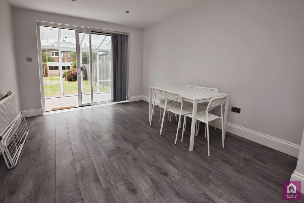 Property photo 3 of 33 Pbox-Img.Jpg