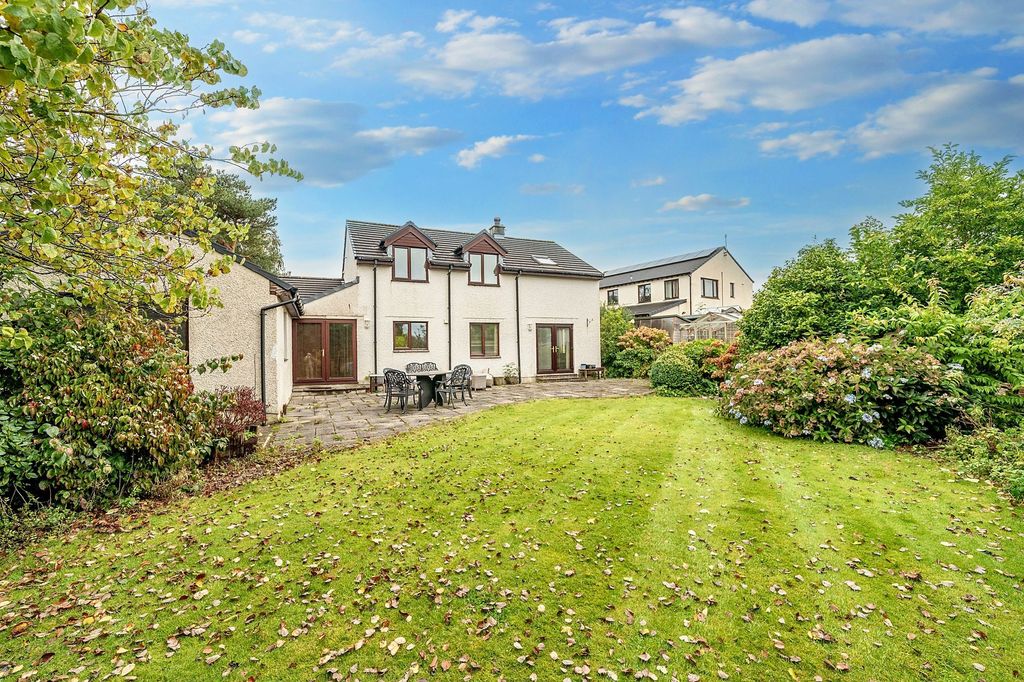 Property photo 3 of 40