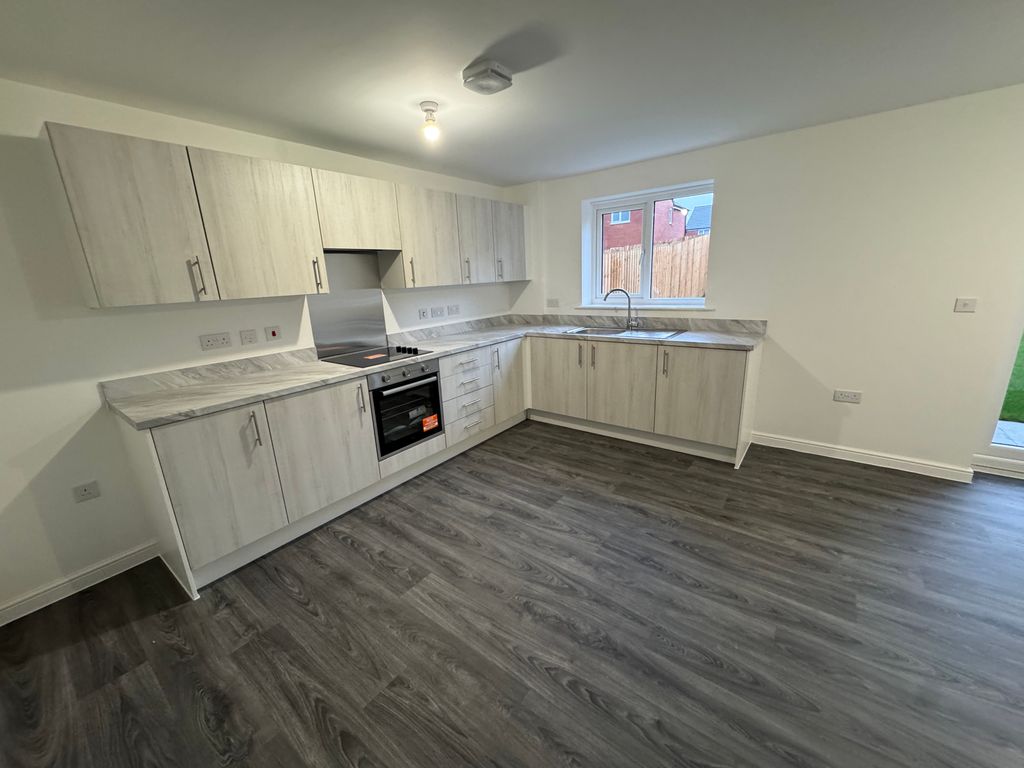 Property photo 2 of 10 View