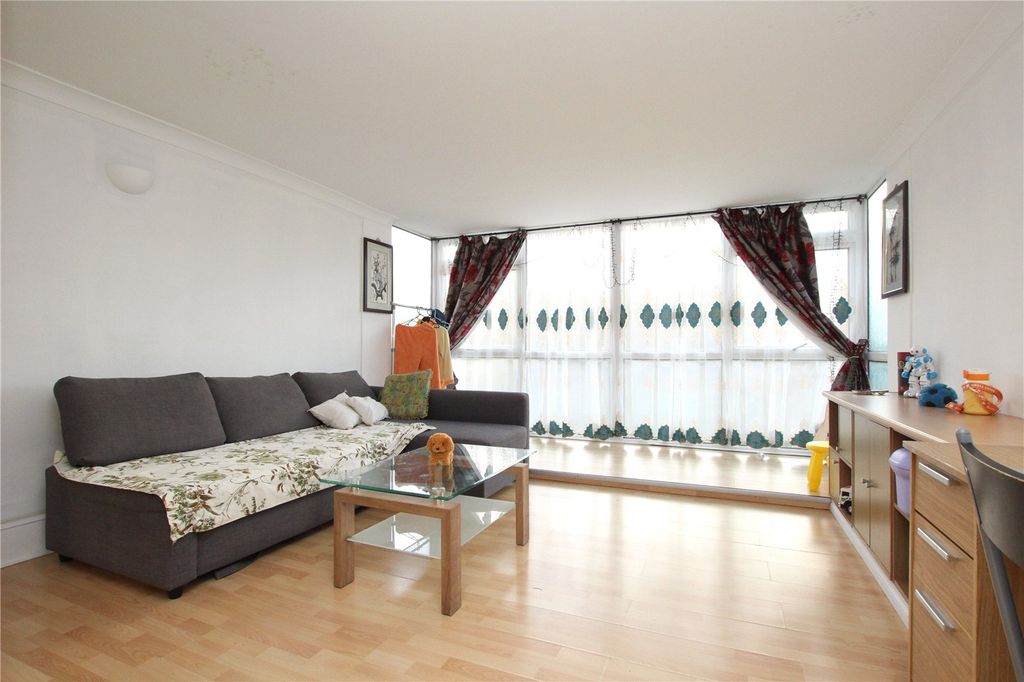 Property photo 2 of 12 Picture 2