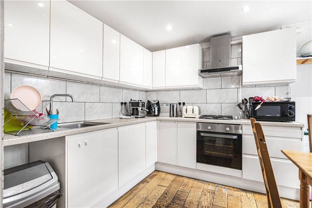 Property photo 2 of 14 Kitcehn