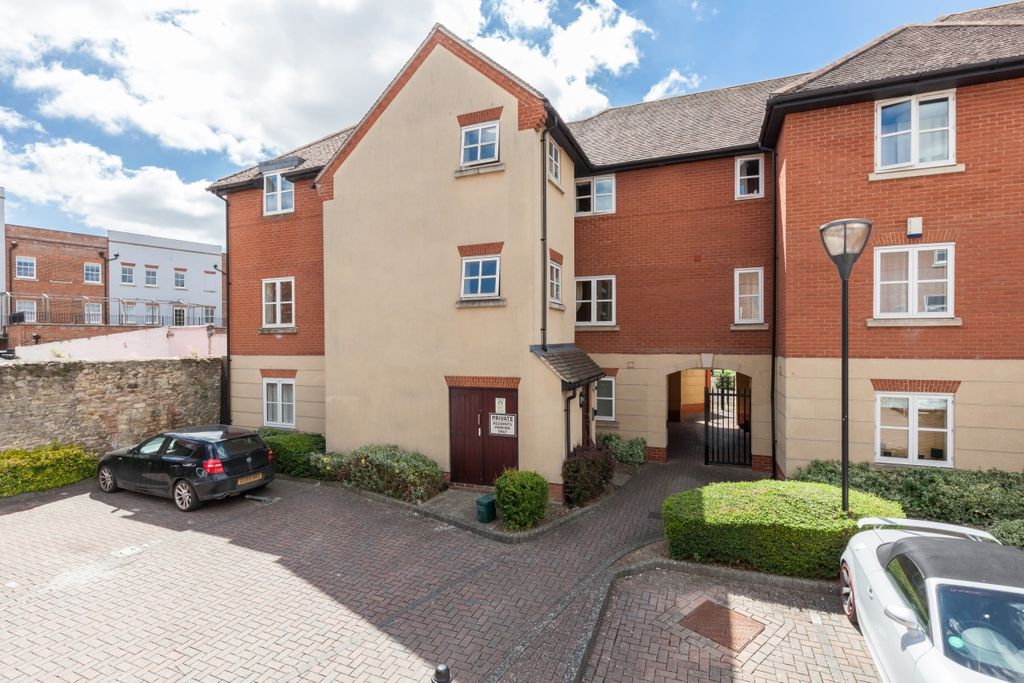 Property photo 1 of 9 62165
