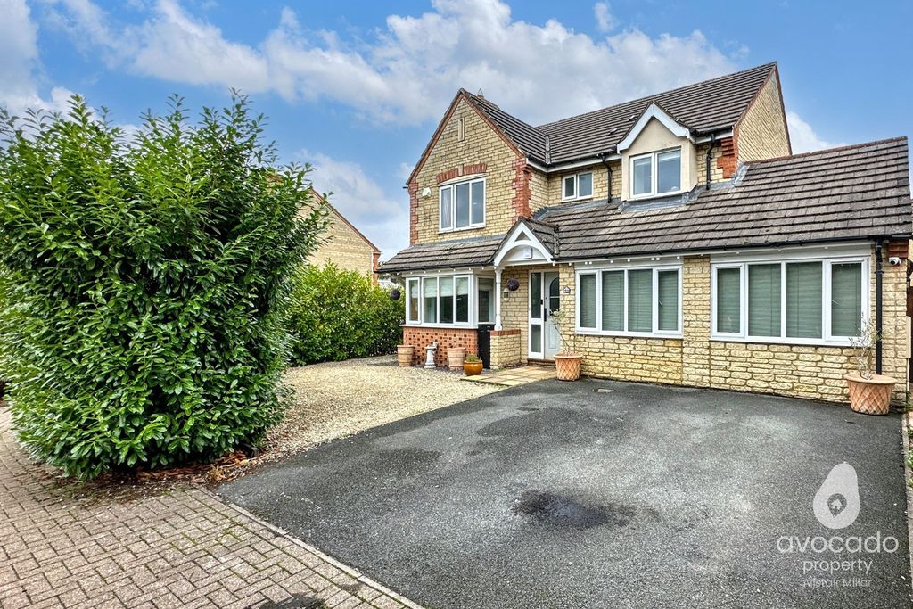 Property photo 1 of 21 4304990