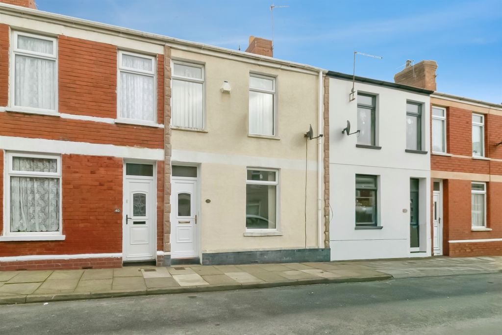 Property photo 1 of 14