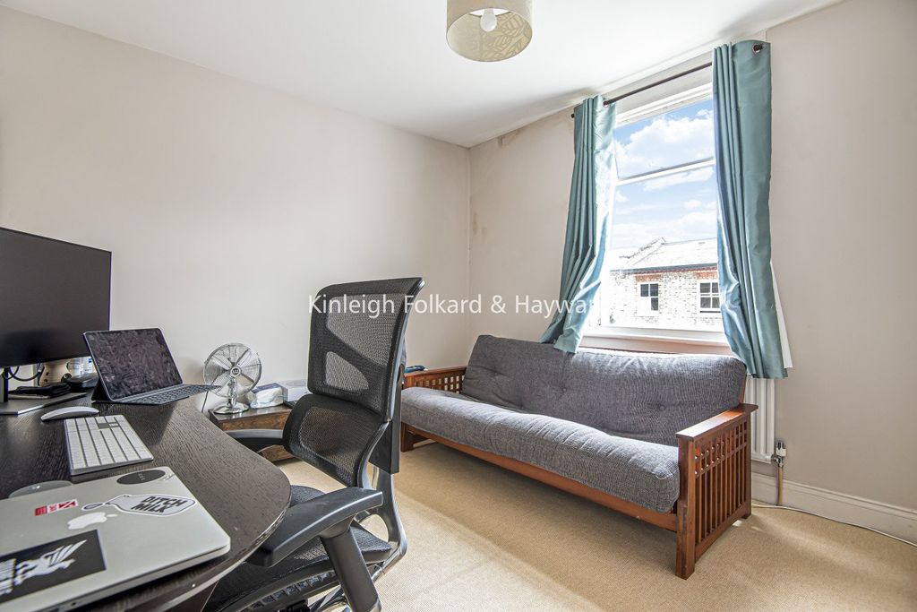 Property photo 3 of 6 Picture No. 09