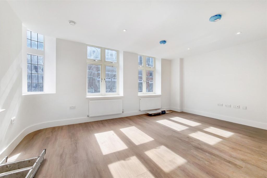 Property photo 2 of 13 1_Kitchen-Reception-0.Jpg