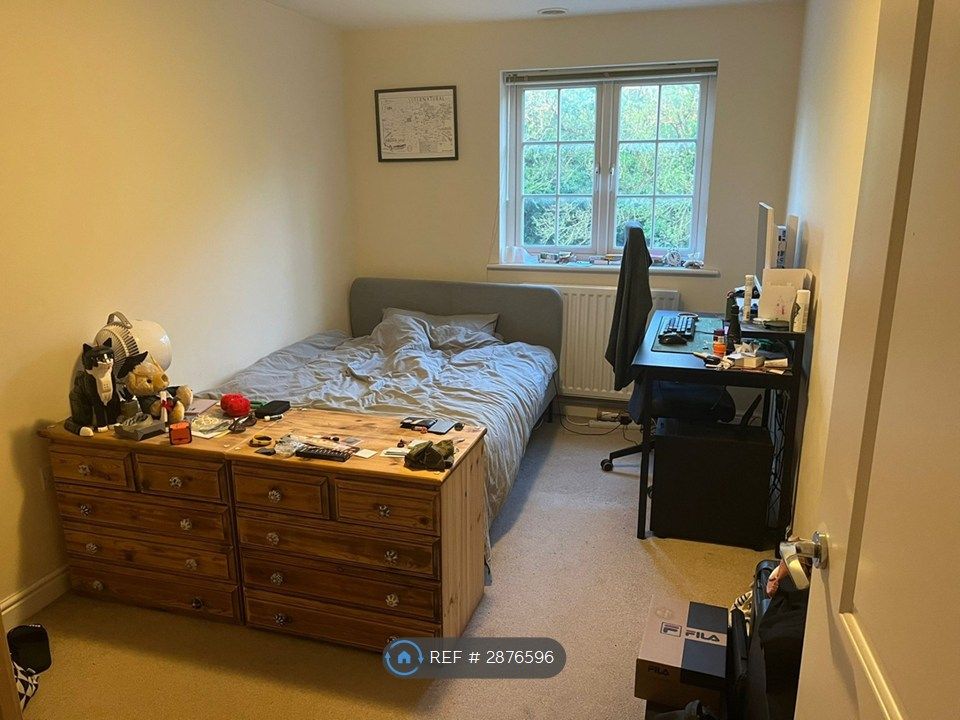 Property photo 1 of 5